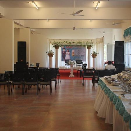 Angamaly Convention Centre Ξενοδοχείο Kochi Εξωτερικό φωτογραφία